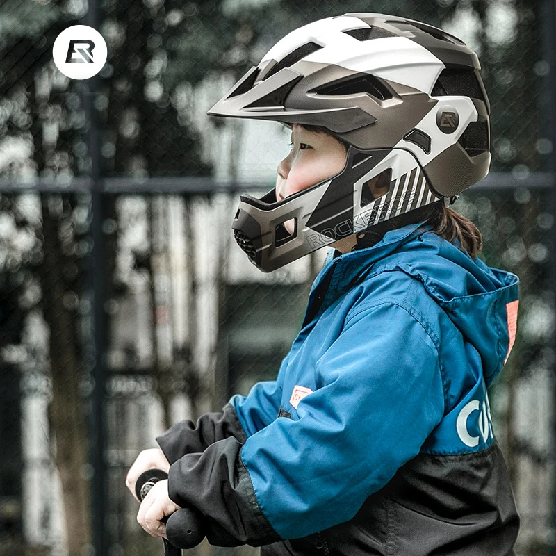 ROCKBROS Kids Detachable Full  - Mountain Biking Helmet Full Face のレビューと価格