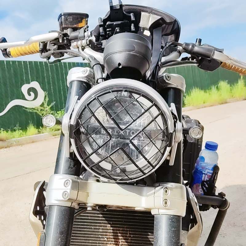 Universal 5.75 inch Motorcycle - Mountain Biking Denver のレビューと価格